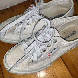 White Superga Tennis Shoes